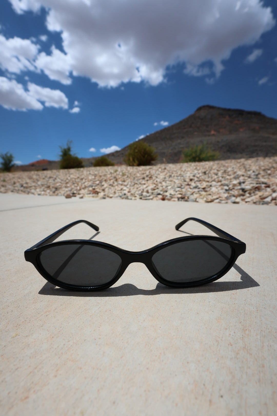 The Aura - Black Frame